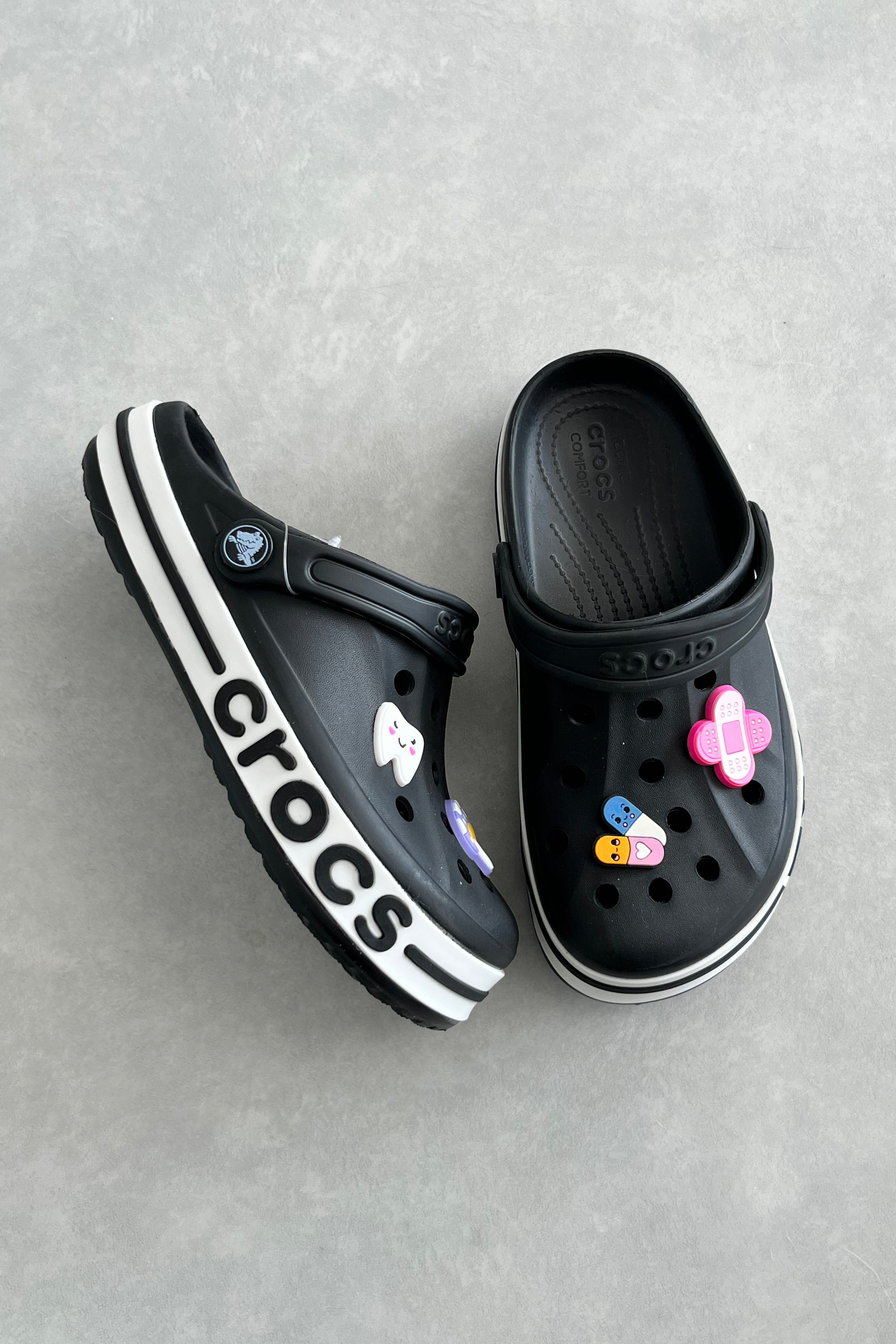 Crocs Bayaband Clog Siyah & Beyaz