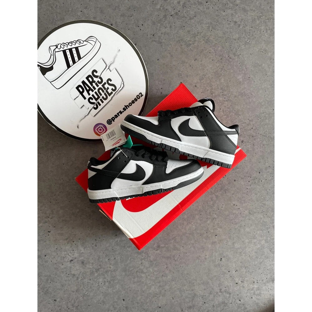 Nike Dunk Low 'Panda'
